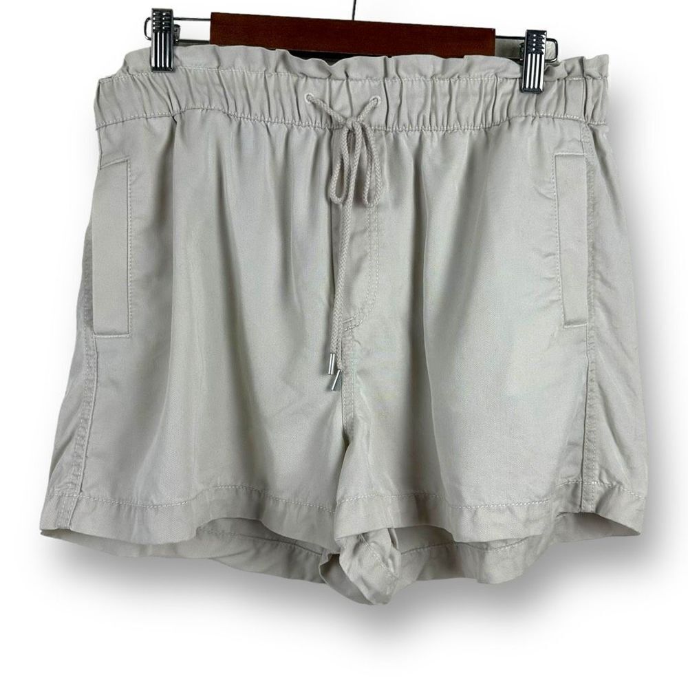 Loft Women's Size L Elastic Waist Pull On Khaki Chino Shorts Light Beige Casual